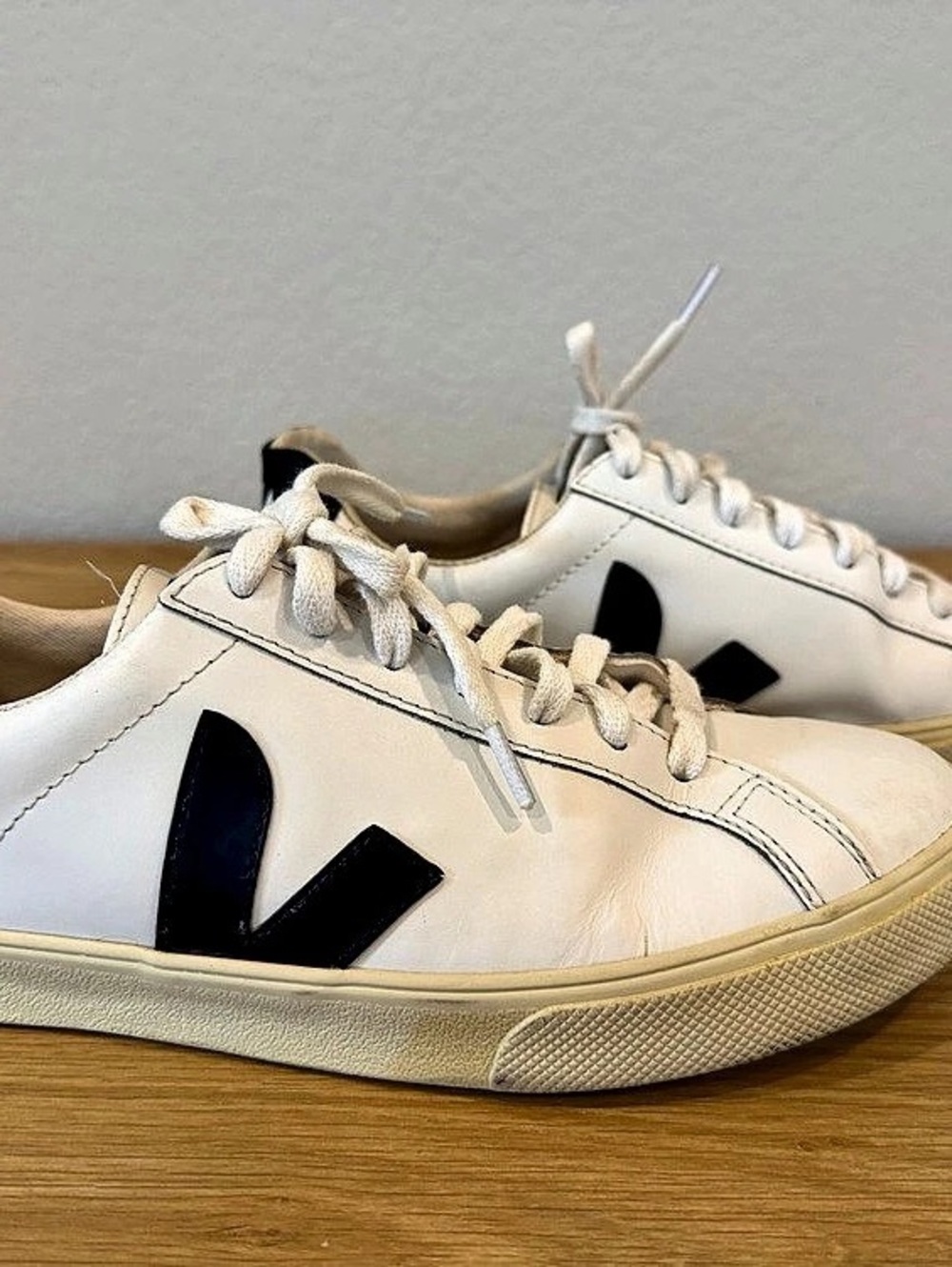 Veja Esplar Leather White Black Sneakers US 7